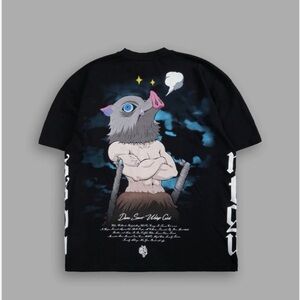 DARC SPORT X DEMON SLAYER INOSUKE "SIDE BY SIDE" SERIES
PREMIUM TEE IN BLACK